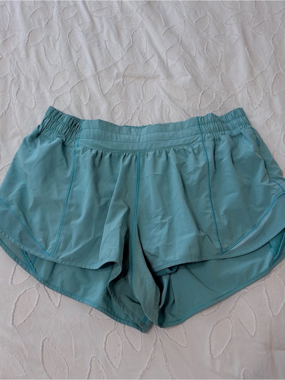 LULULEMON Teal LR 2.5 Hotty Hot Shorts